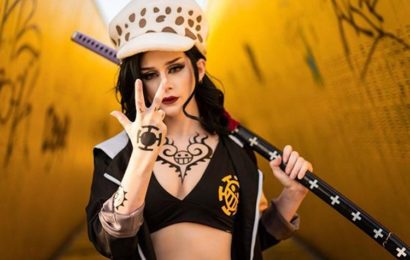 Une Cosplayeuse se transforme en Trafalgar Law et bluffe les fans de la série One Piece